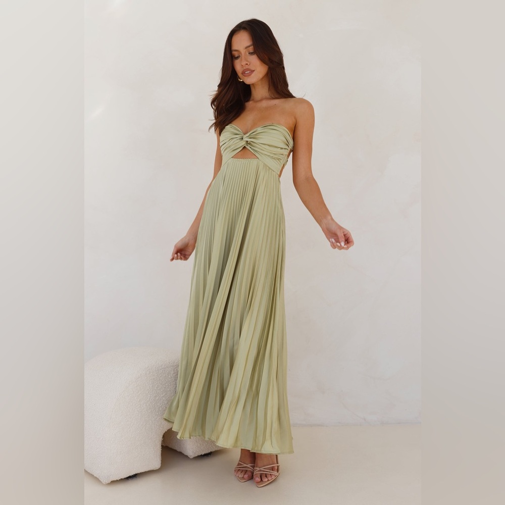 Hello Molly FROSTED BERRY STRAPLESS PLEATED MAXI DRESS Sage Green Bridesmaid XL